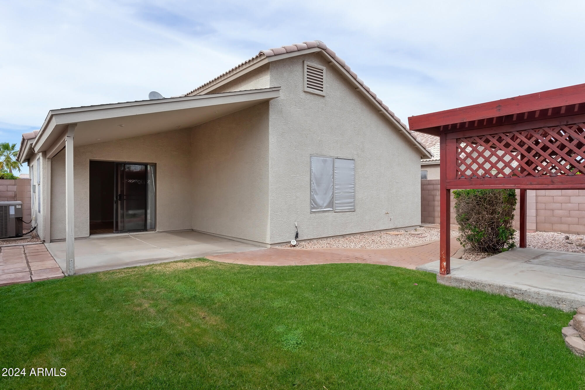 3335 W TINA Lane