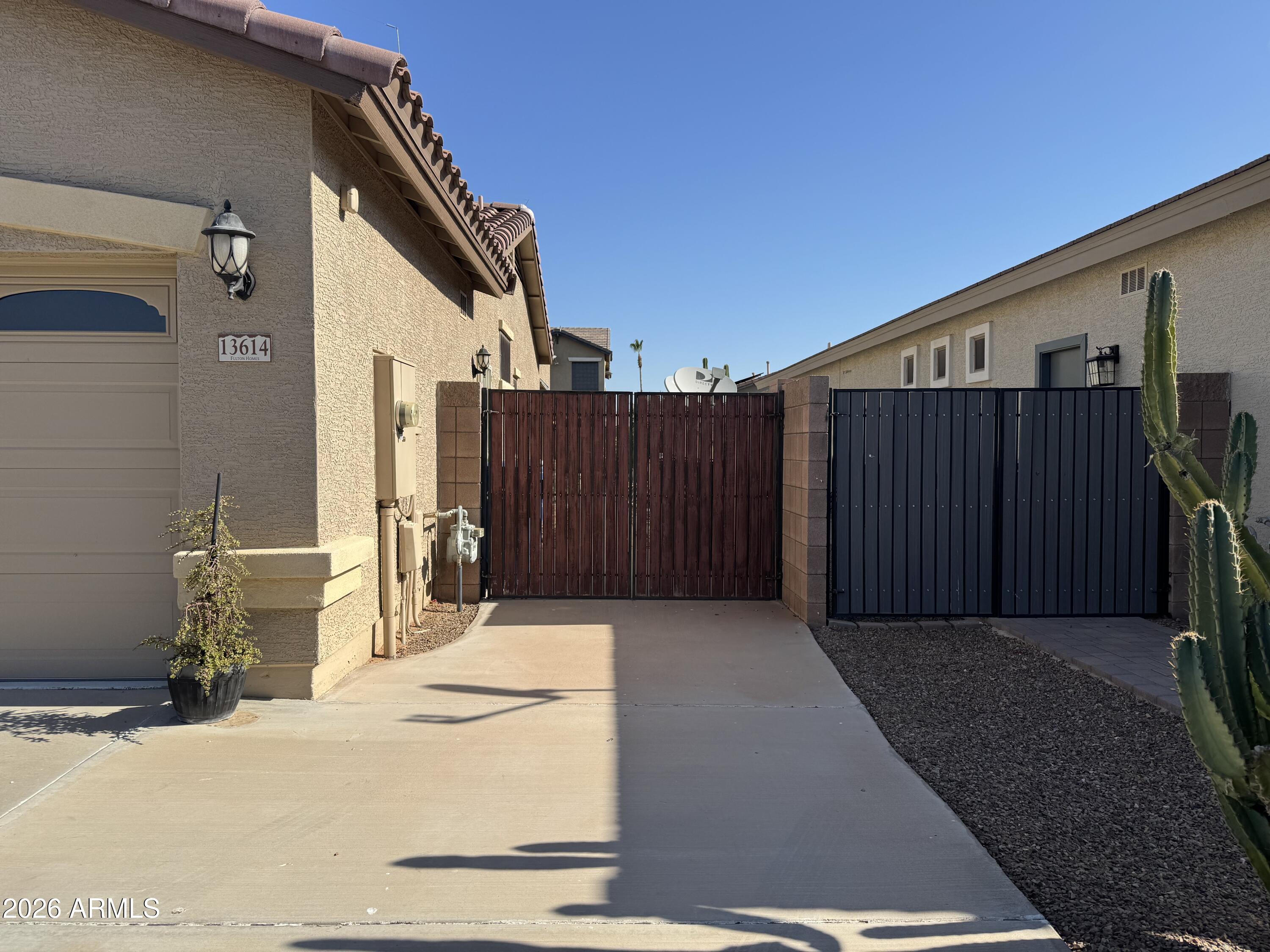 FULTON ESTATES - Residential