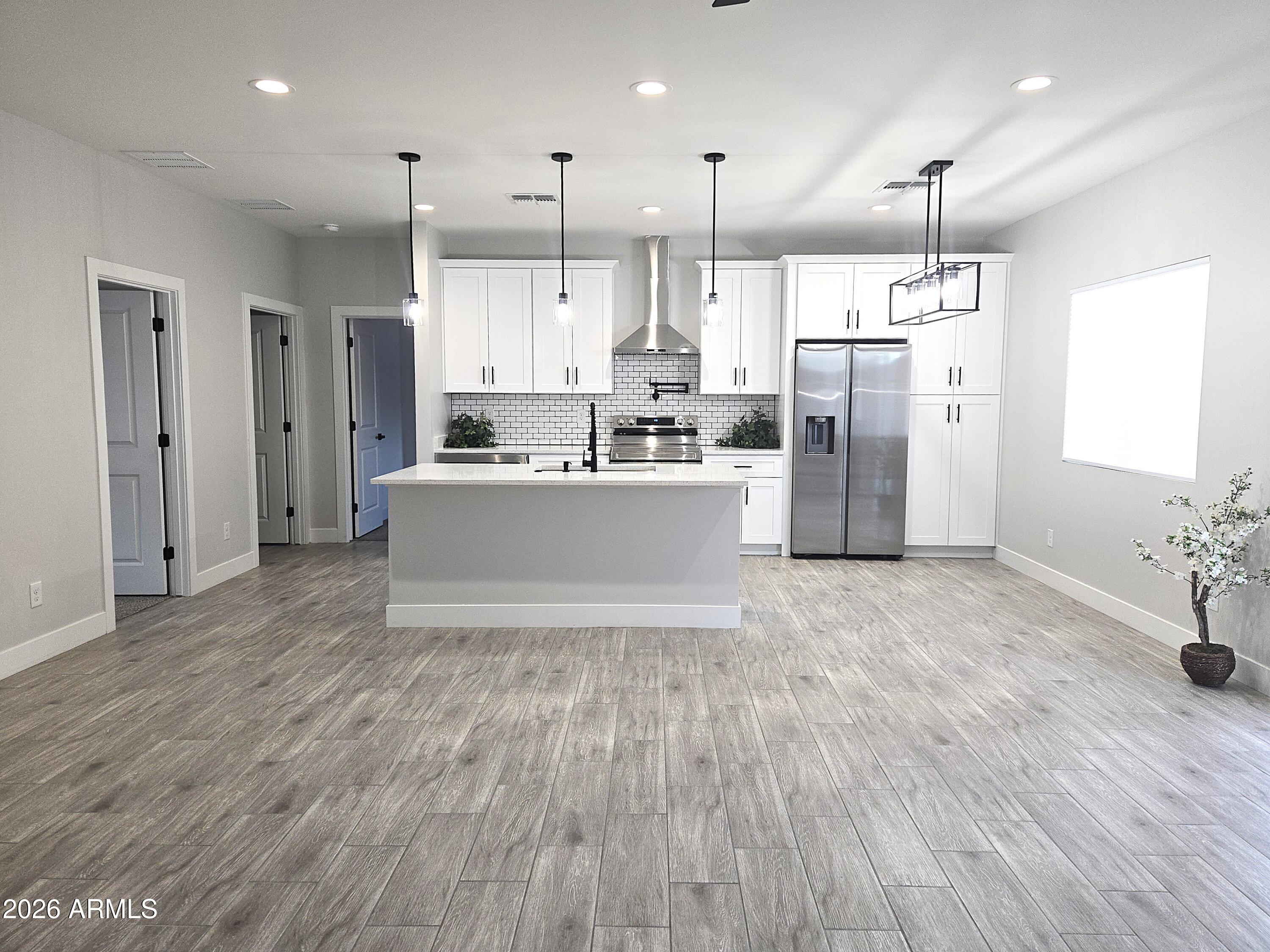 5281 E VISTA GRANDE --