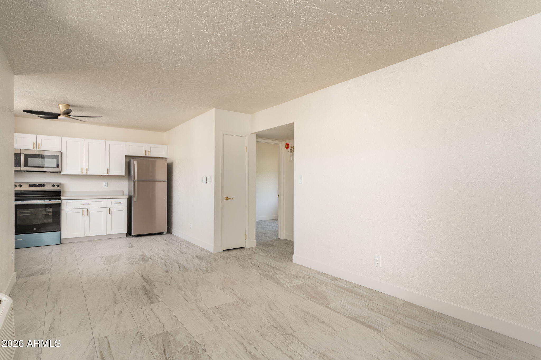 4224 E Canyon Trail -- C4