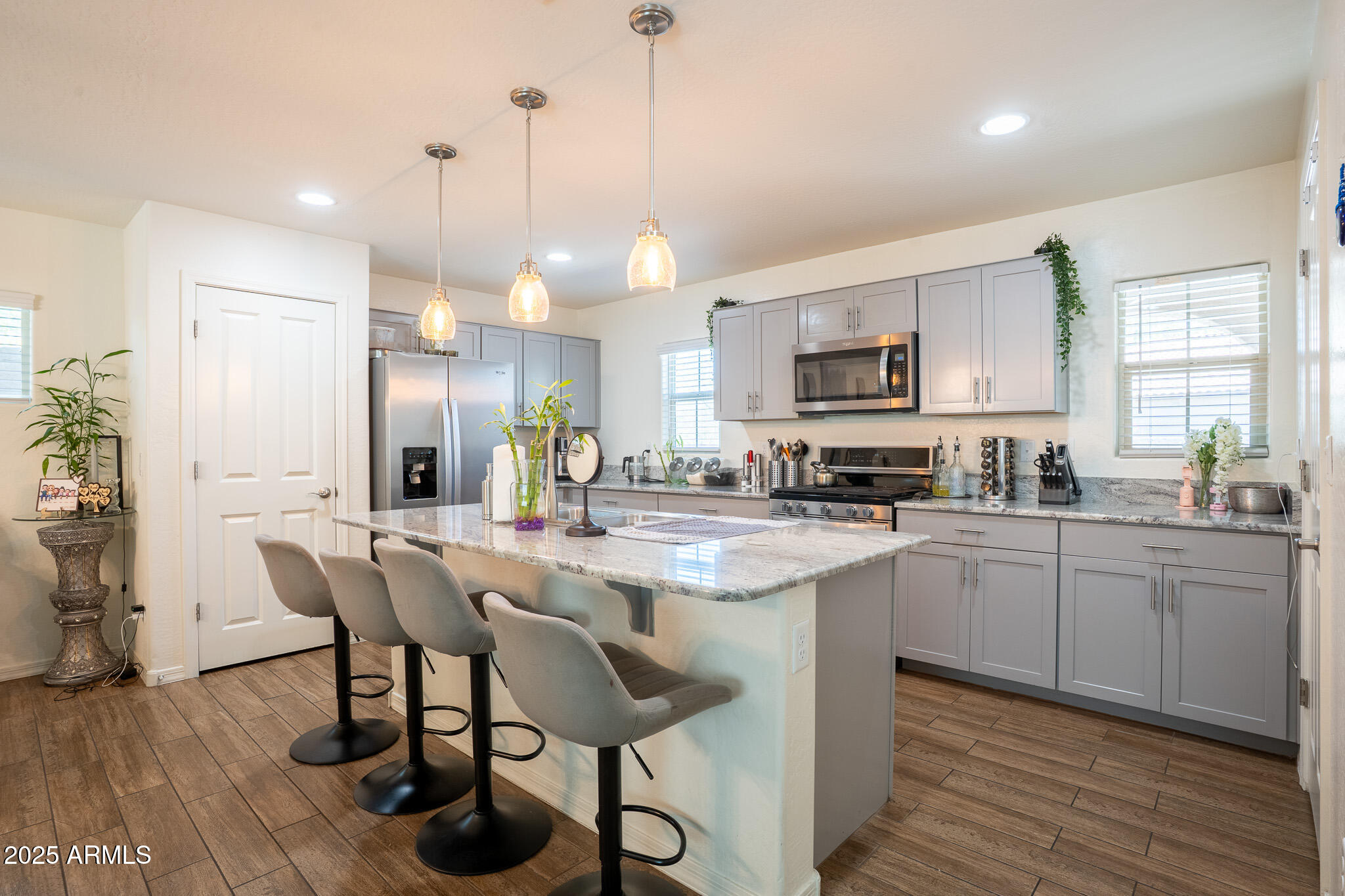 16425 W LATHAM Street