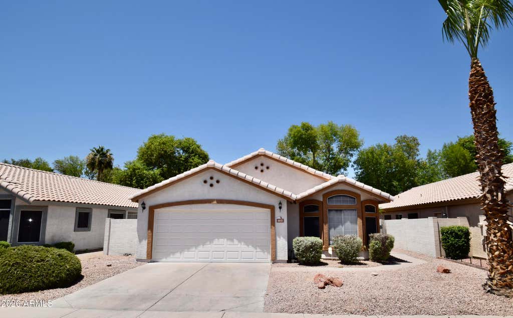 Photo of 1670 W Gail Drive, Chandler, AZ 85224 (MLS # 7042220)