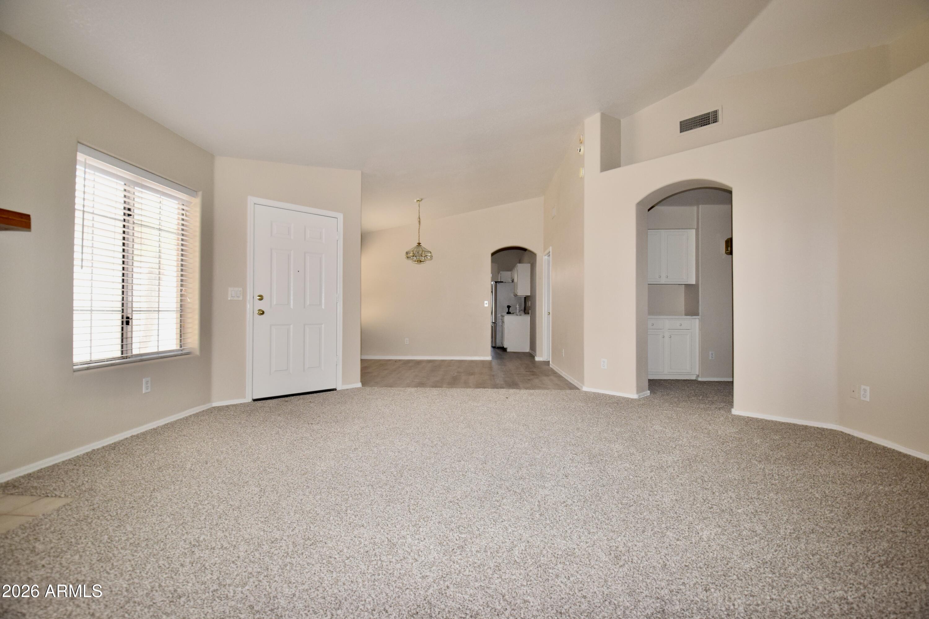 1670 W GAIL Drive