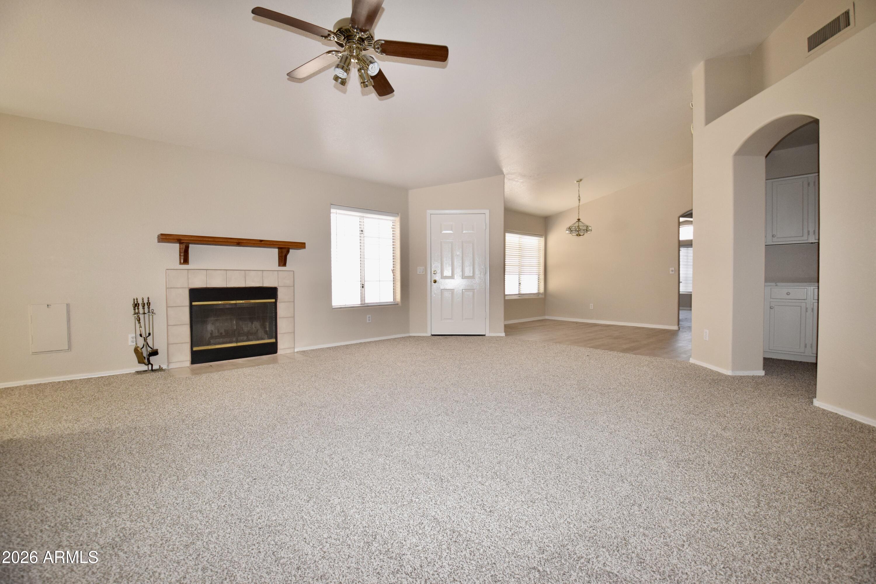 1670 W GAIL Drive