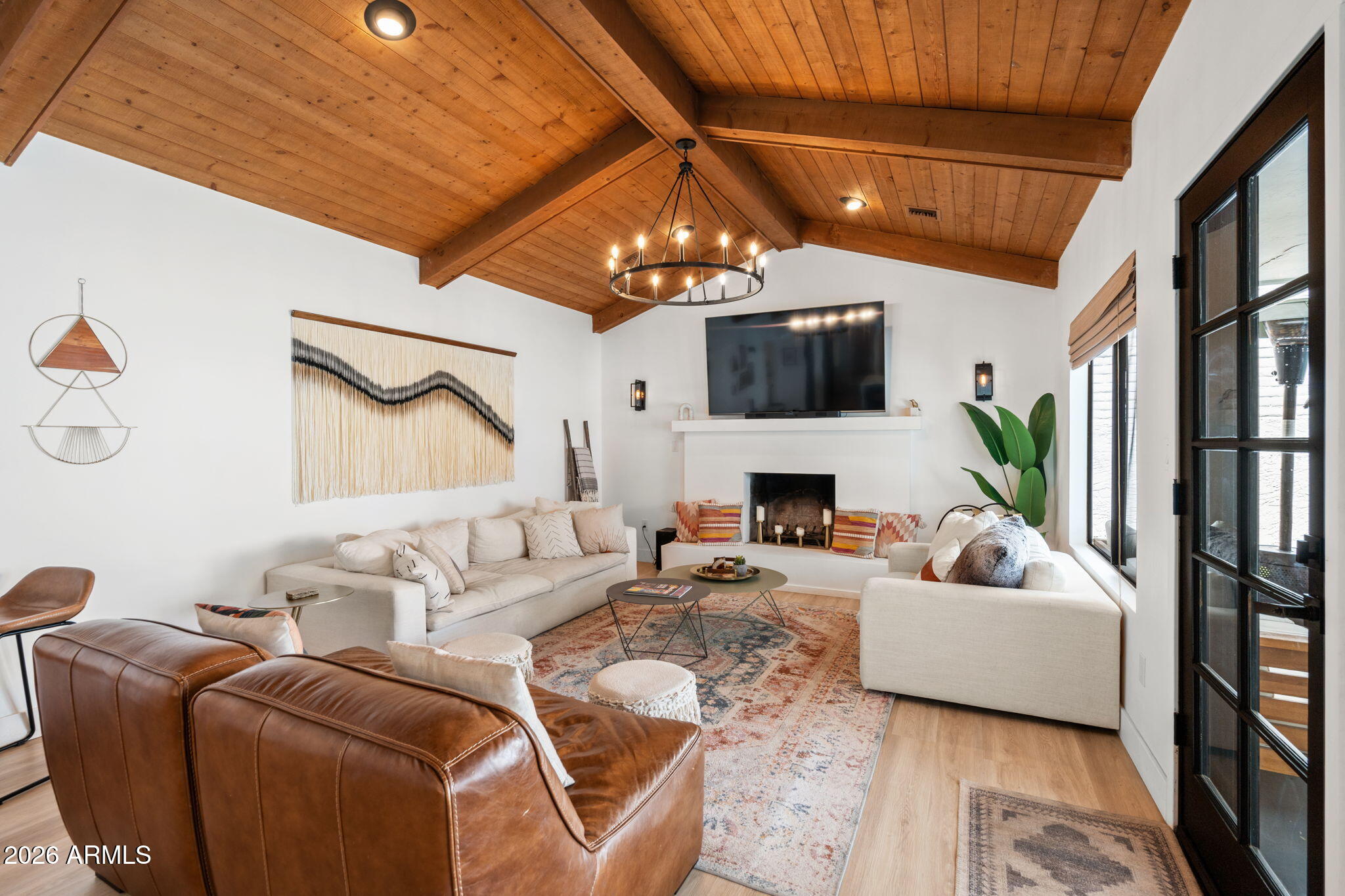 1015 E COUNTRY GABLES Drive