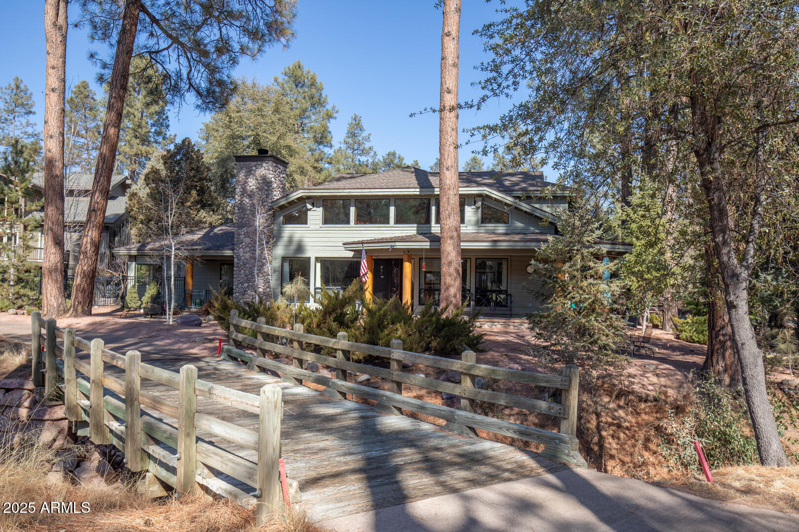 2509 E SCARLET BUGLER Circle