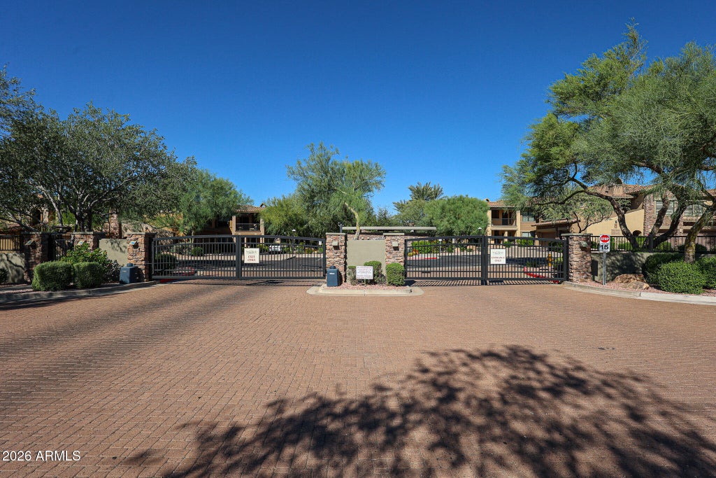 Photo of 21320 N 56th Street #1095, Phoenix, AZ 85054 (MLS # 7092167)