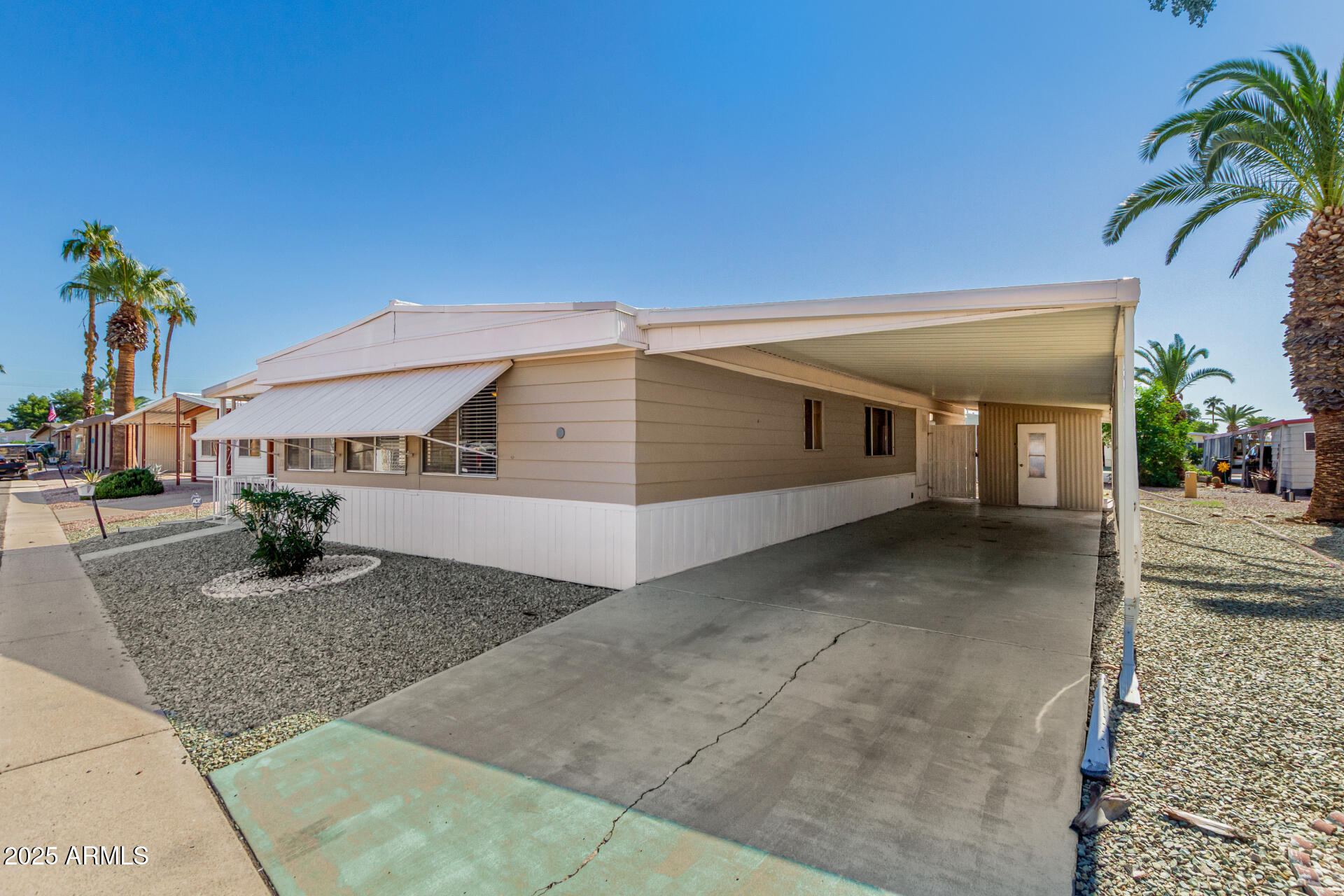 120 N Val Vista Drive 139