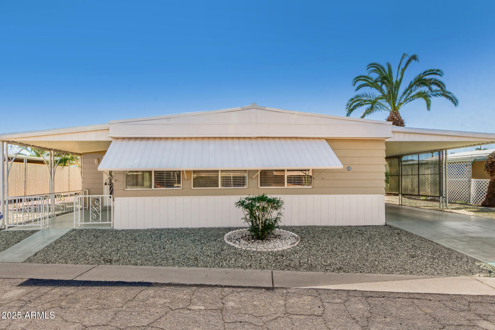 120 N Val Vista Drive 139