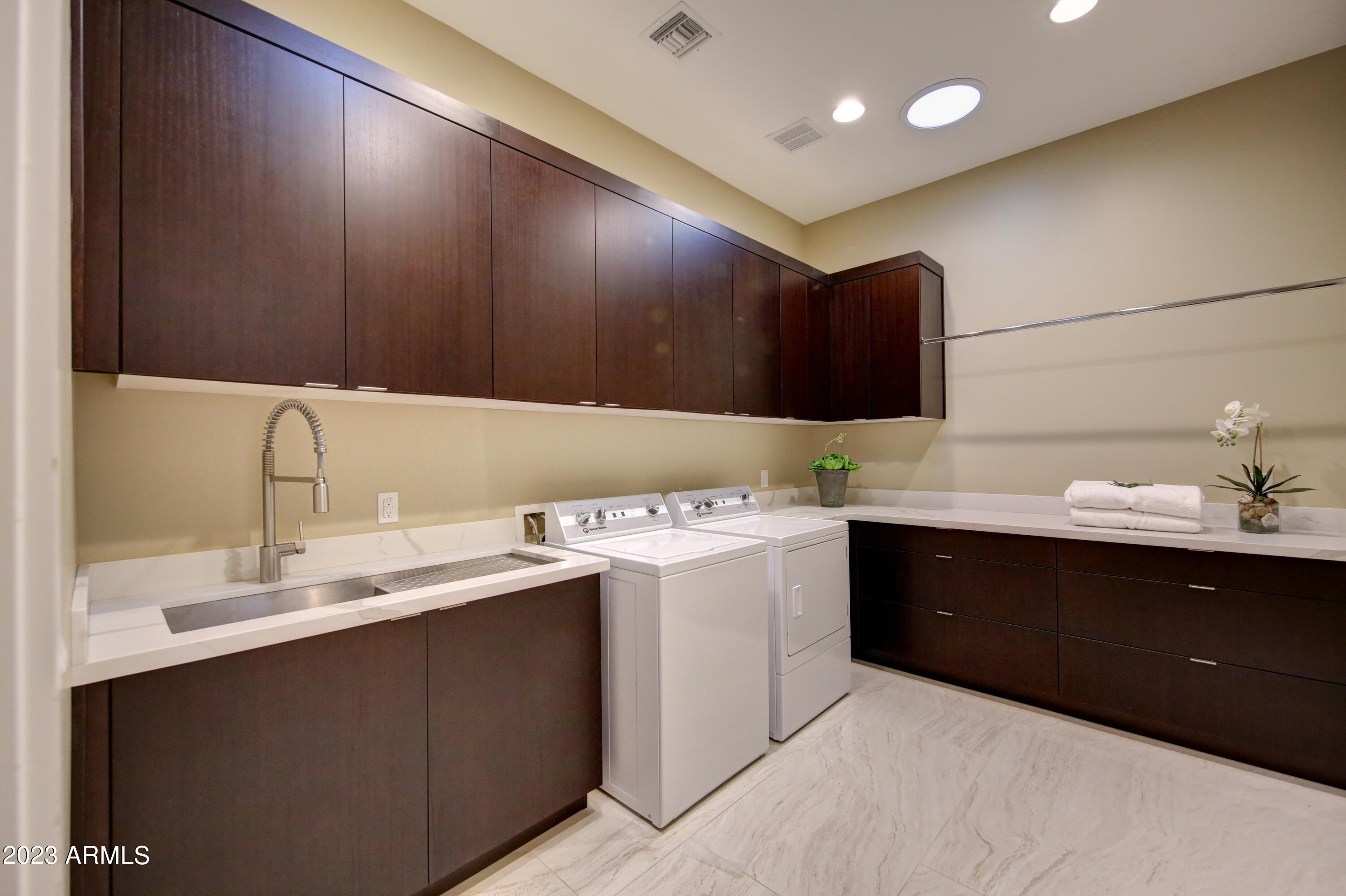 PEGASUS AIRPARK UNITS 3 AND 4 - Residential