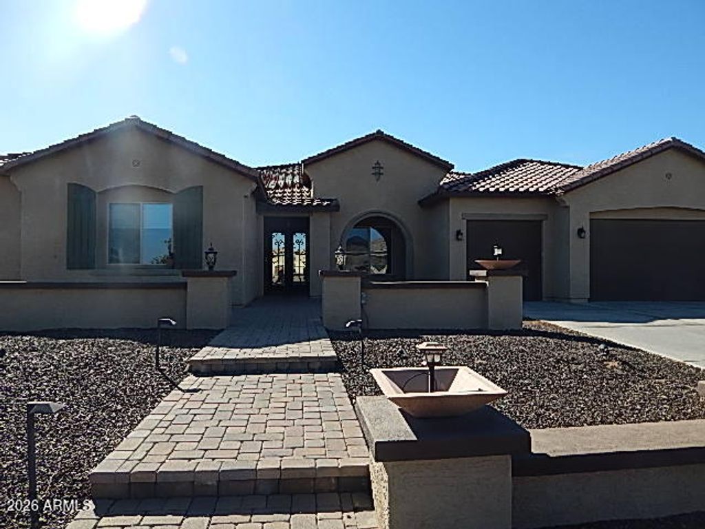 Photo of 12845 W Marlette Avenue, Litchfield Park, AZ 85340 (MLS # 6995160)