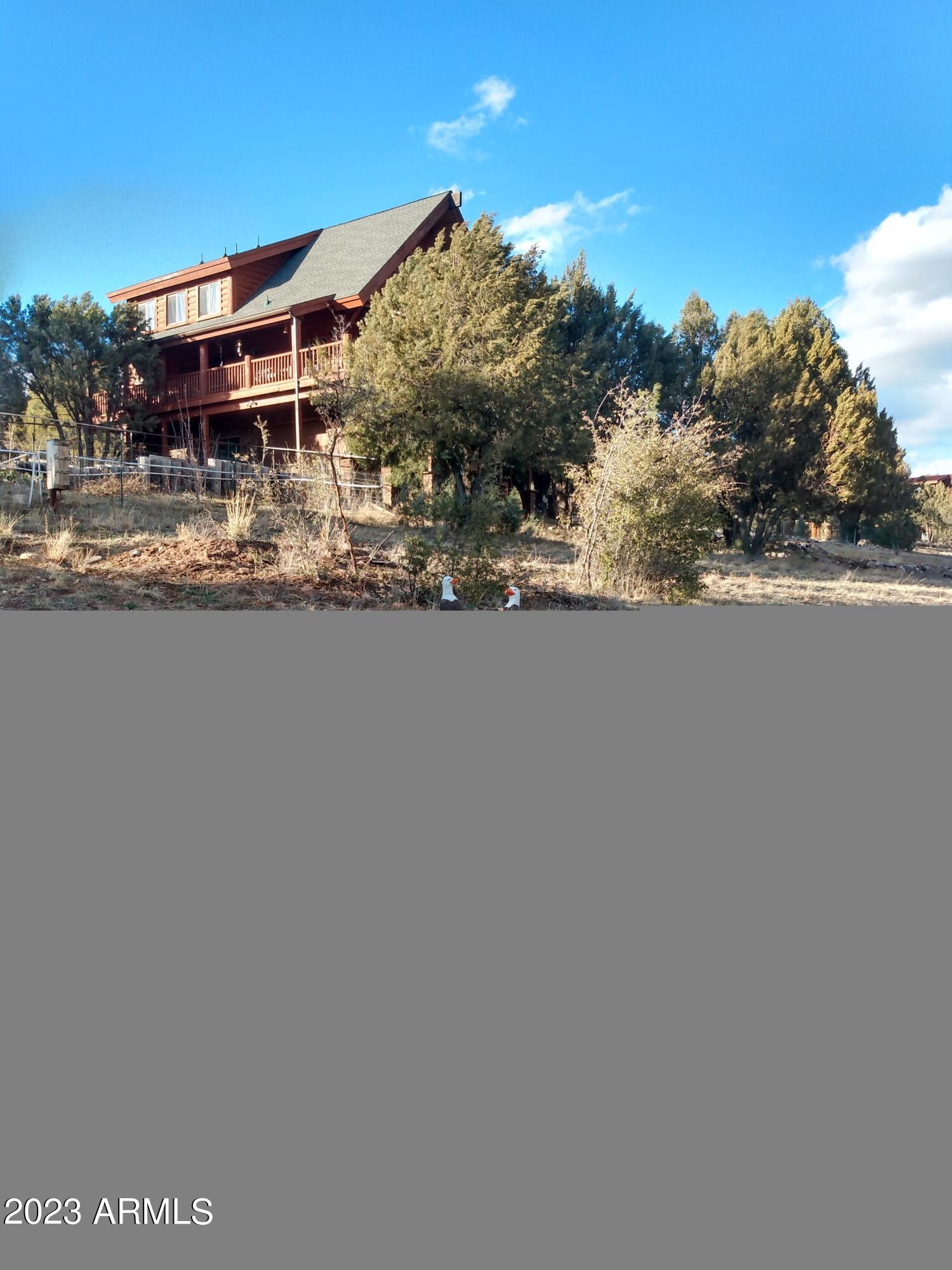 316 W ELK SONG Trail