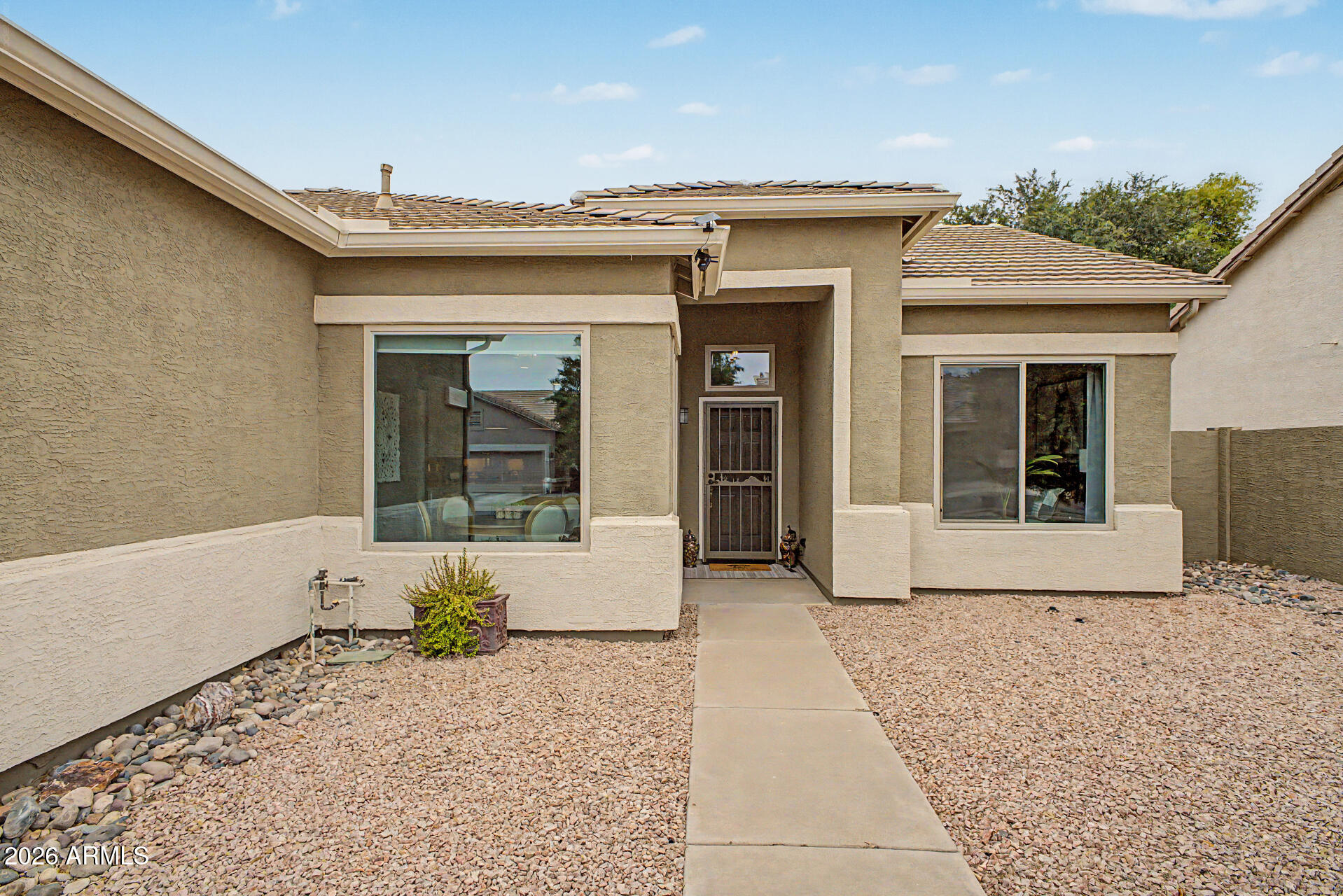106 E Smoke Tree Road