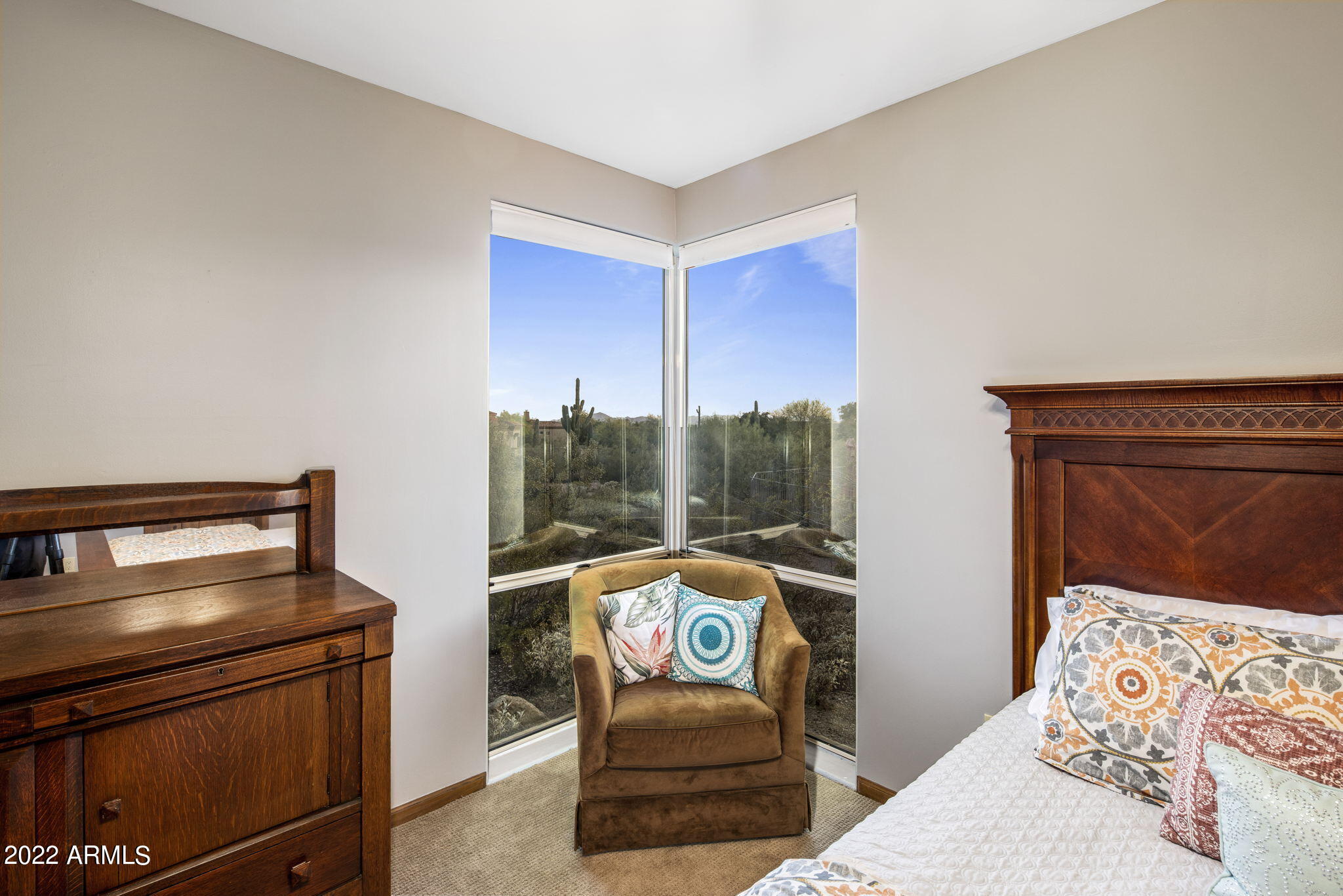 PINNACLE PEAK VISTAS - Residential