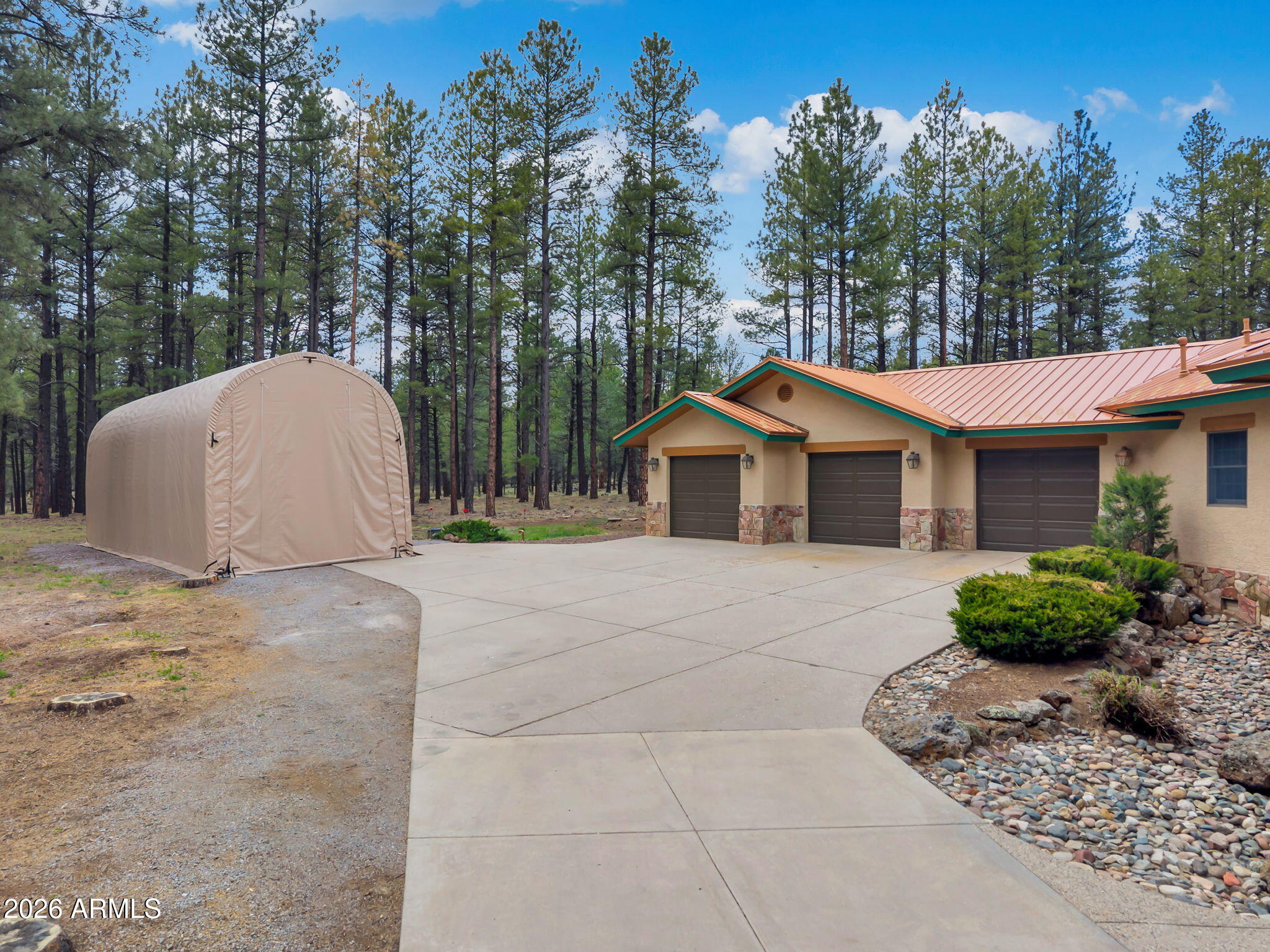 5415 N FORT VALLEY Road