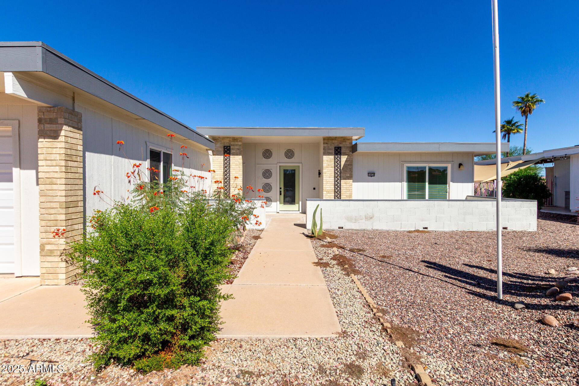 10830 W WILLOWBROOK Drive