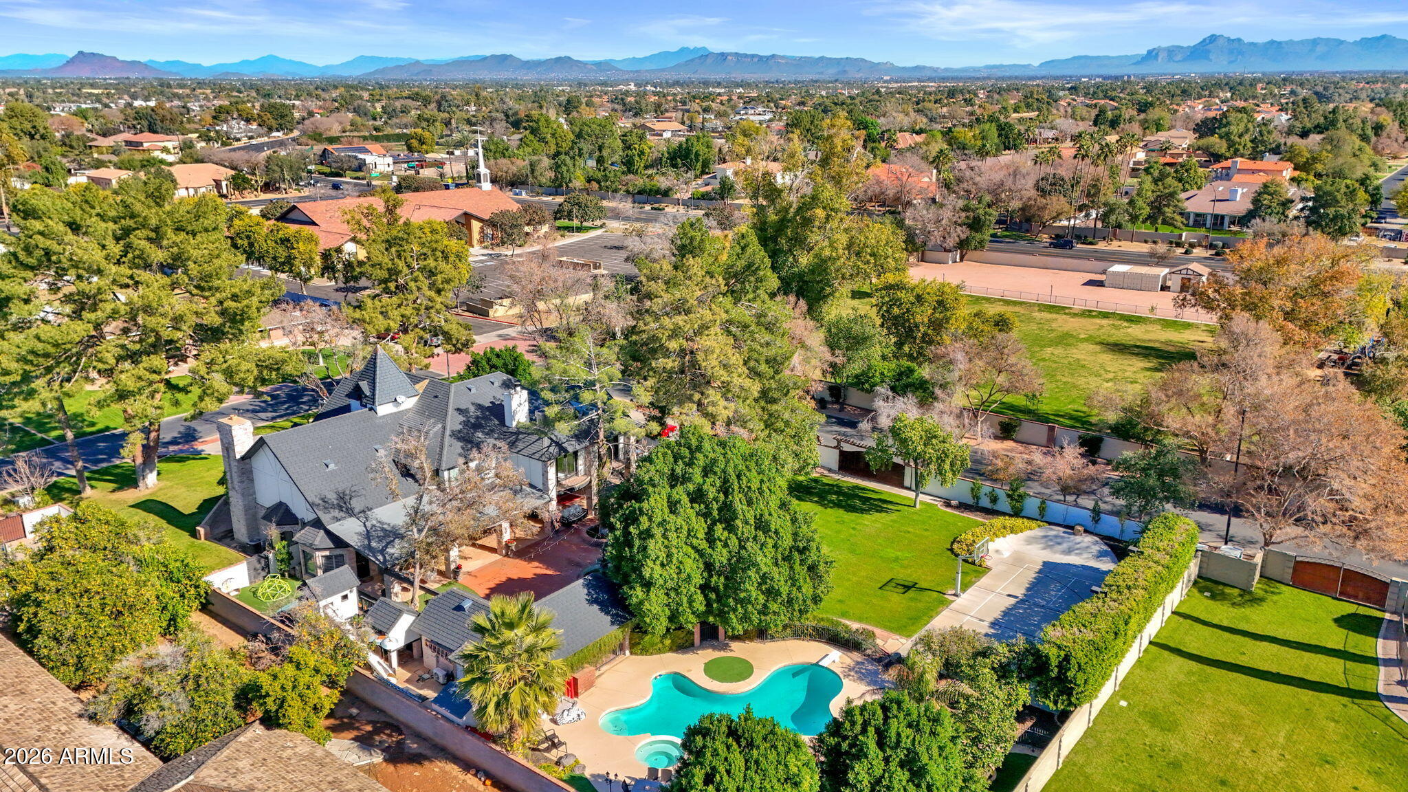 721 E SAN PEDRO Avenue