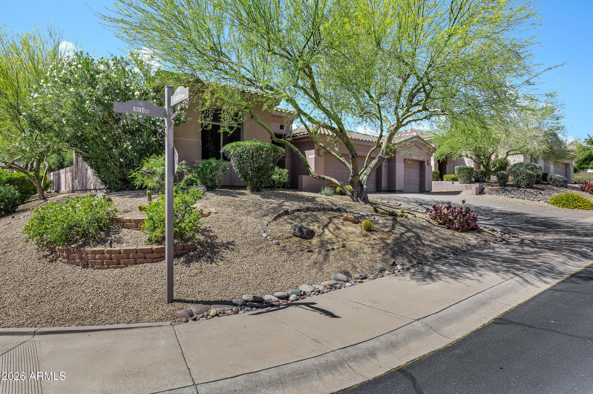 10810 N KINO Court