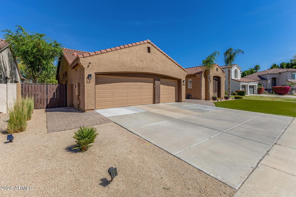 Photo of 7208 W Melinda Lane, Glendale, AZ 85308 (MLS # 7000282)