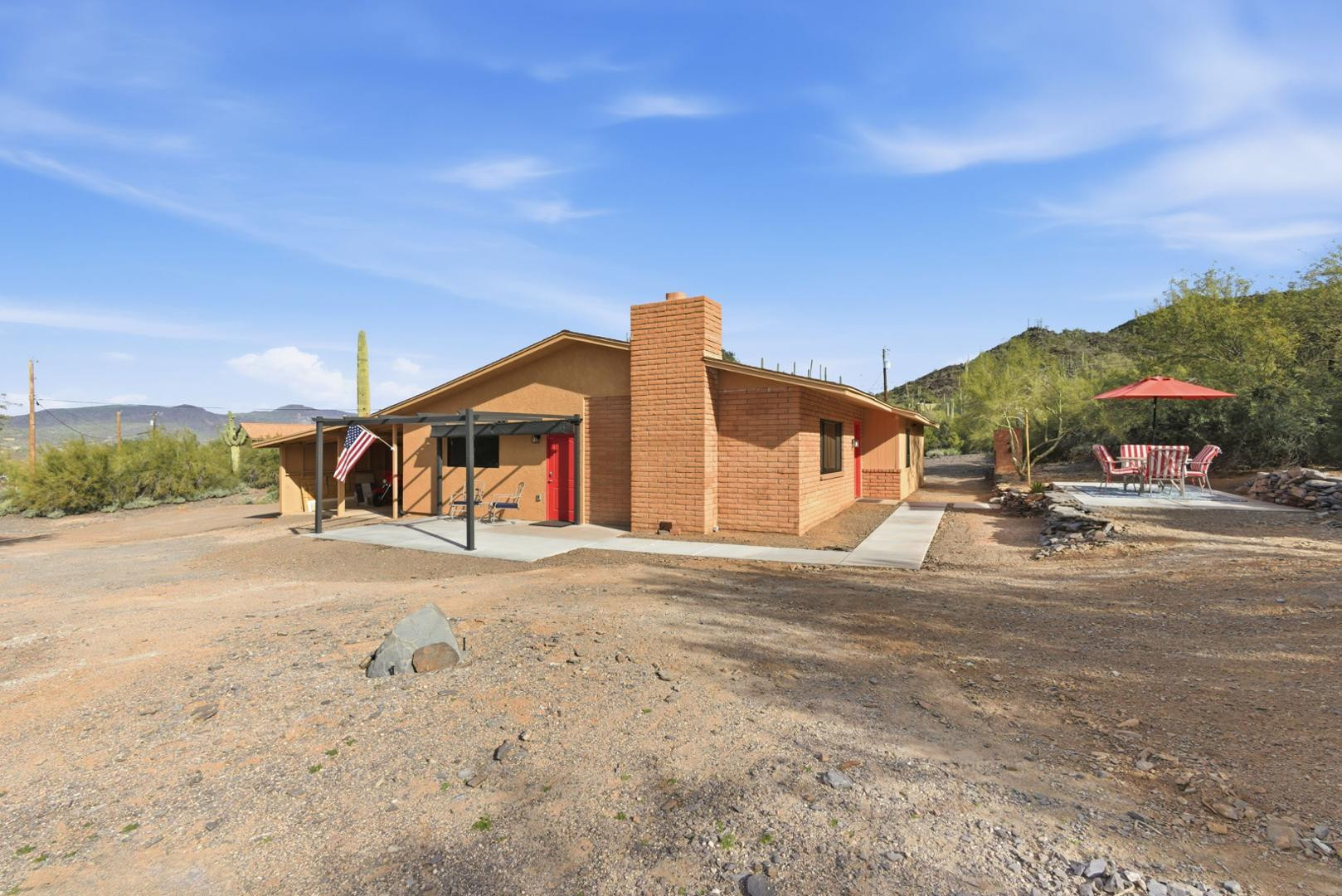 36975 N Sunset Trail