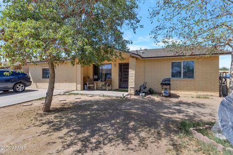 2052 N 51ST Drive Phoenix AZ 85035