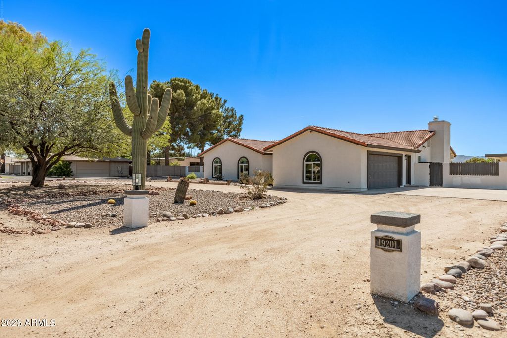 Photo of 19201 E Via De Palmas Road, Queen Creek, AZ 85142 (MLS # 6999994)