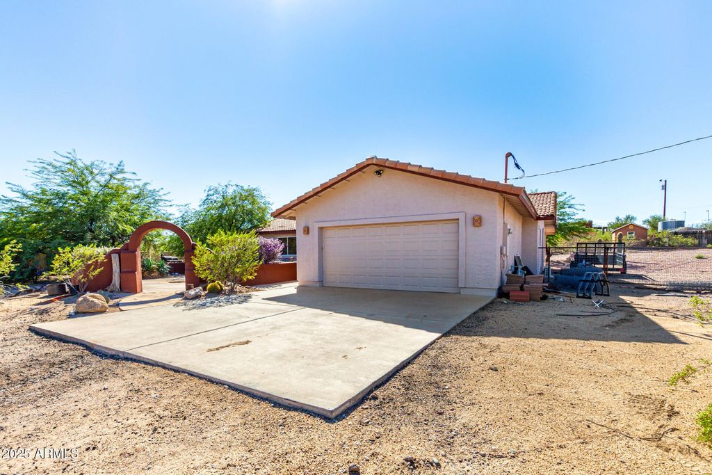 Photo of 48252 N 23rd Avenue, New River, AZ 85087 (MLS # 6928458)