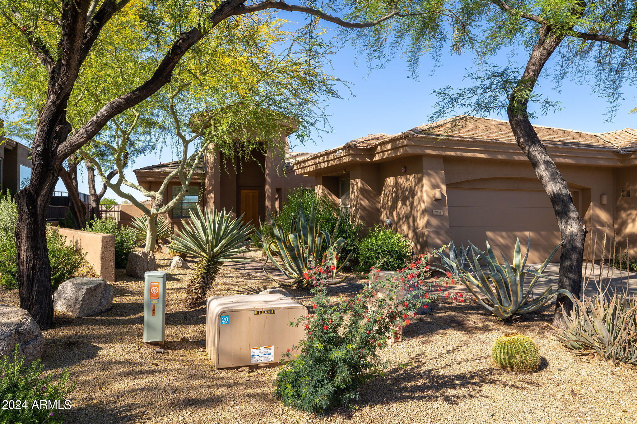 7431 E Sunset Sky Circle