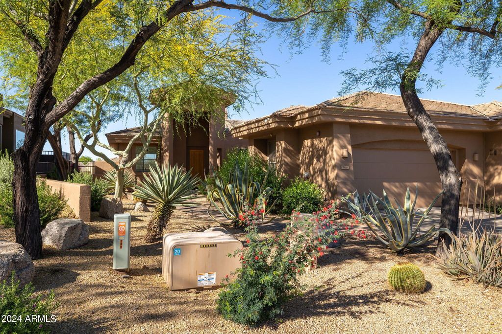 Photo of 7431 E Sunset Sky Circle, Scottsdale, AZ 85266 (MLS # 7036651)