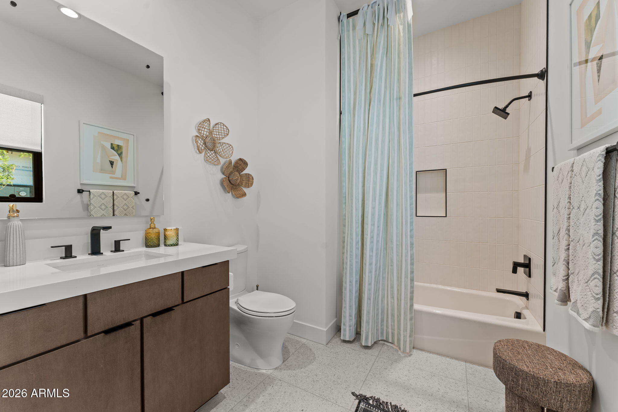 Stonegate Court - Residential