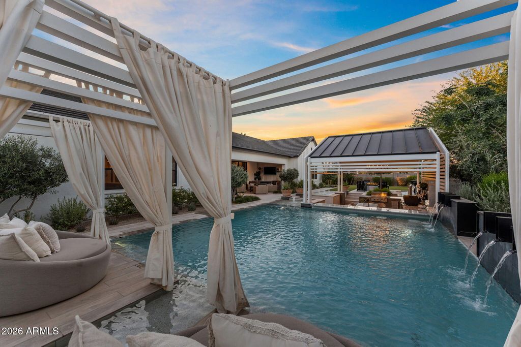 Photo of 4241 S Quinn Avenue, Gilbert, AZ 85297 (MLS # 7026752)