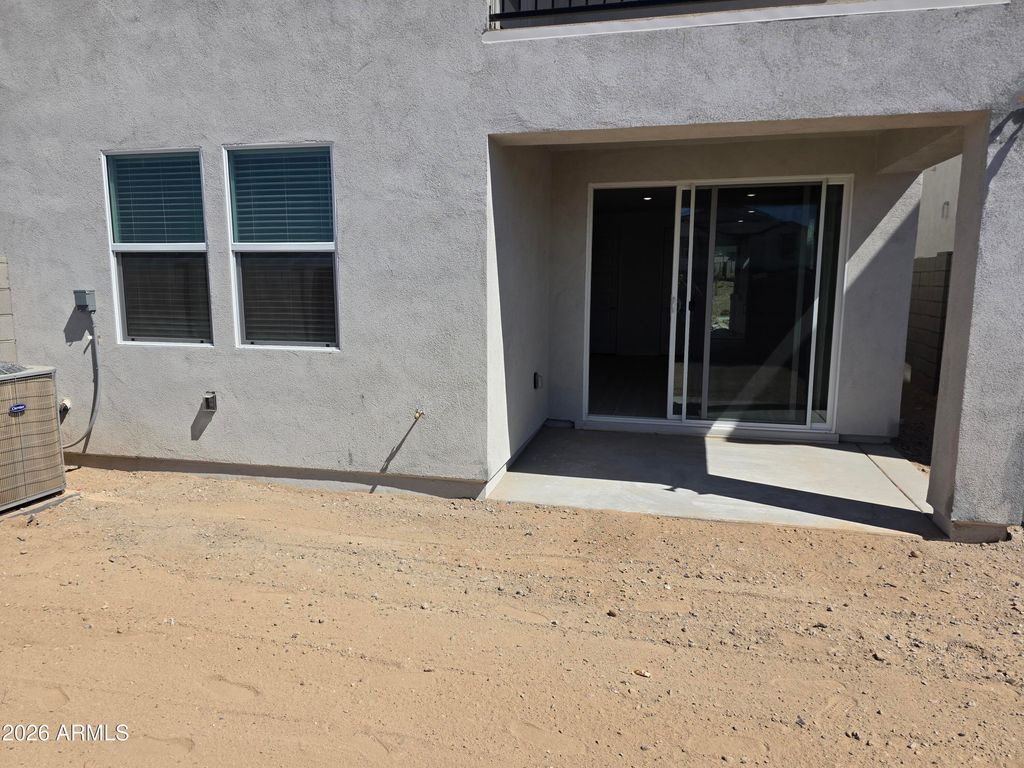 Photo of 9734 S 11th Place S, Phoenix, AZ 85042 (MLS # 7028496)