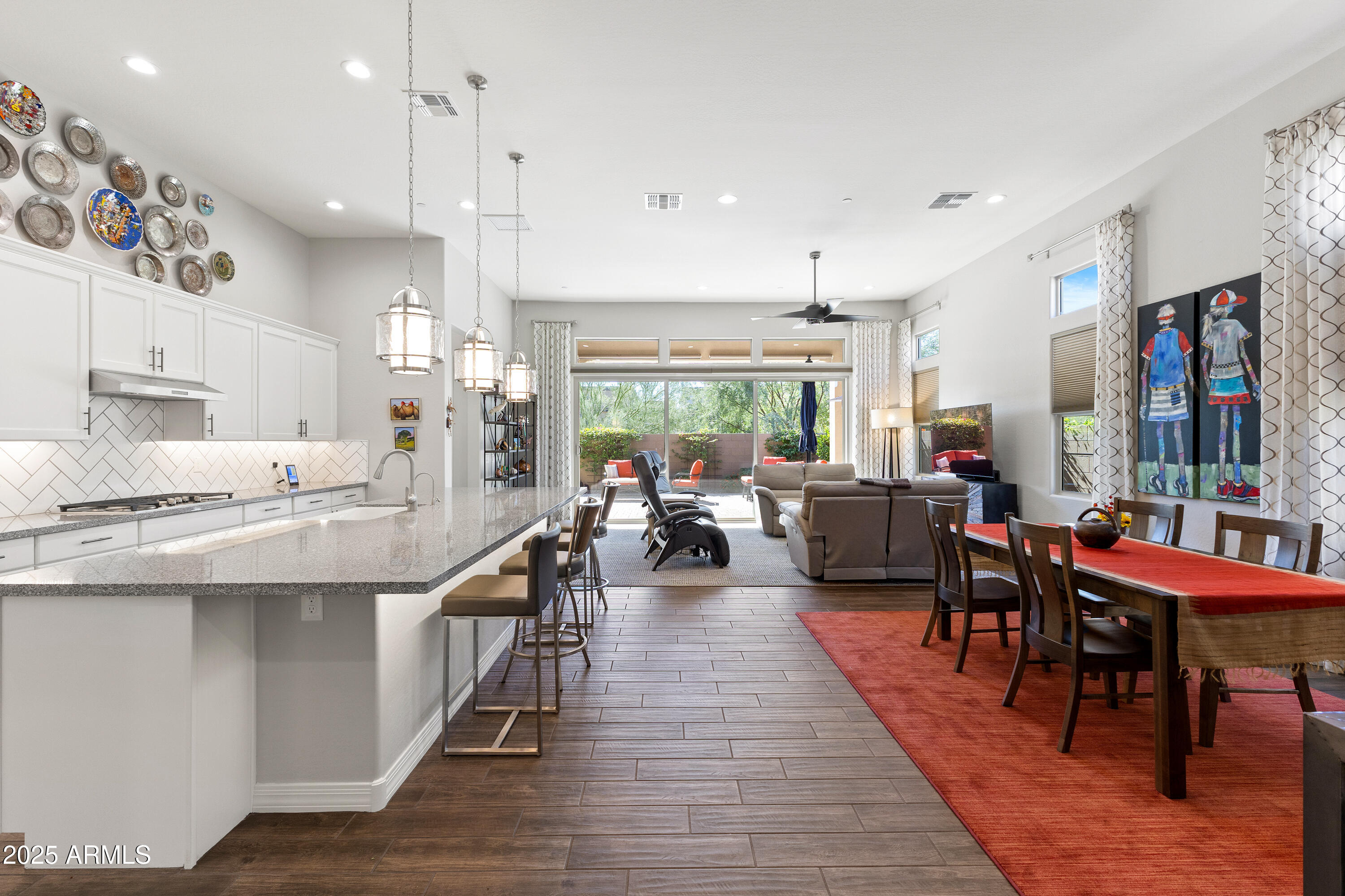 7463 E CASITAS DEL RIO Drive