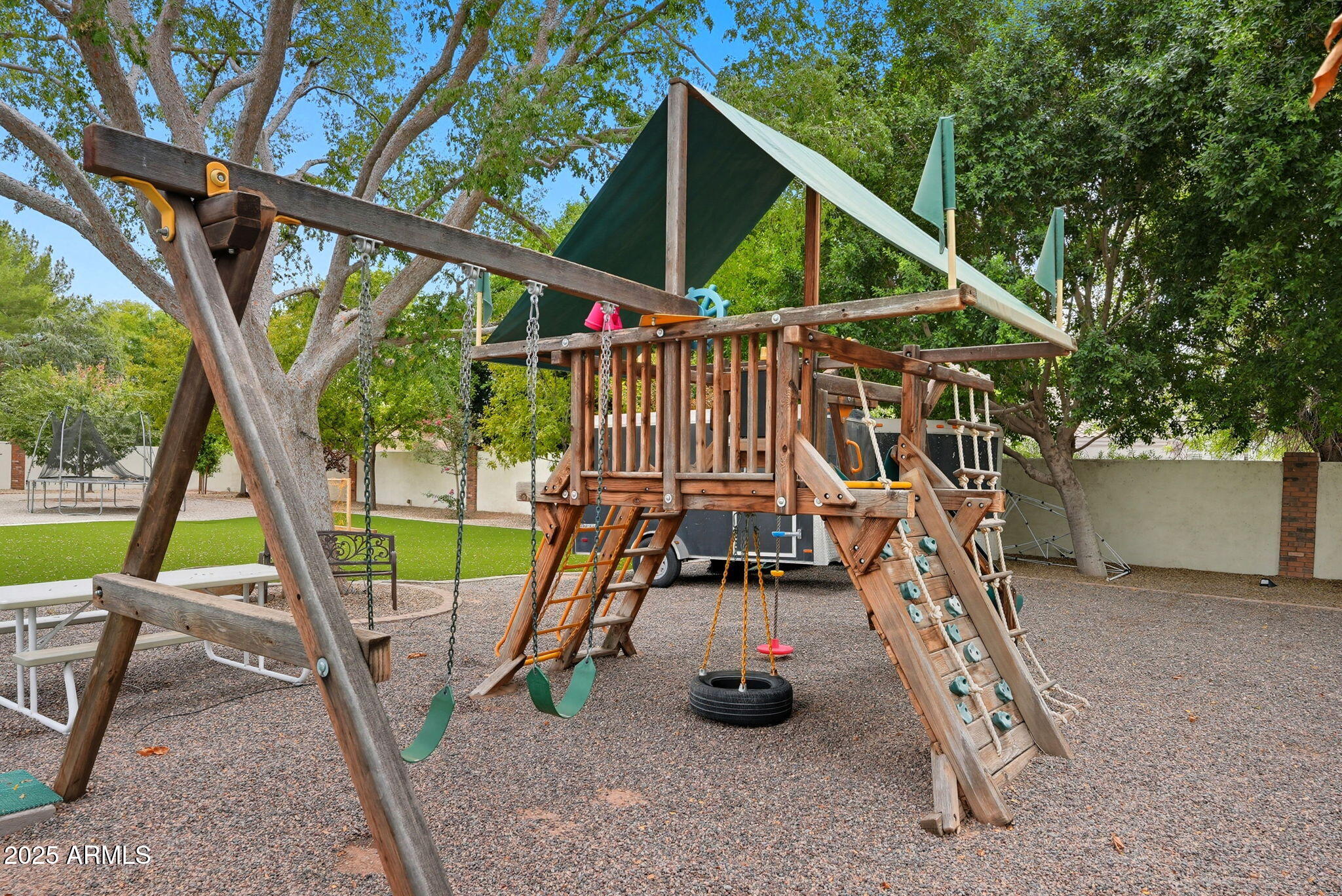 CORONA VISTA - Residential