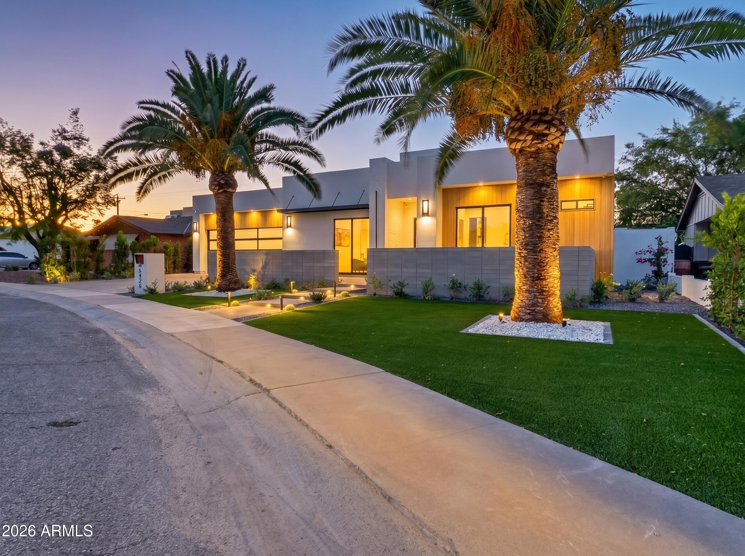8436 E Rosewood Lane