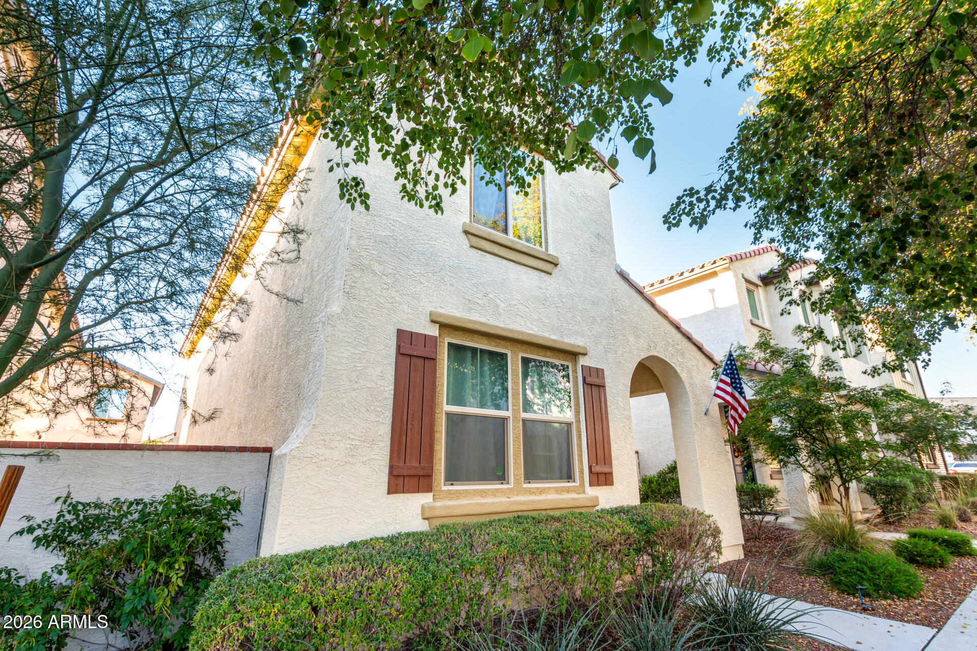 2524 N STONE HILL Road