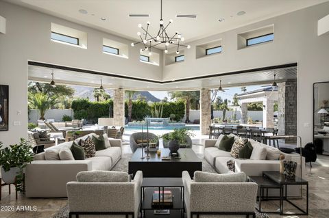 Photo of 8700 N 55th Place, Paradise Valley, AZ 85253 (MLS # 6978371)