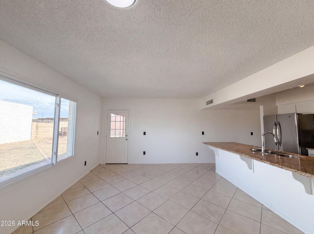 Photo of 2611 W Ellis Drive, Tempe, AZ 85282 (MLS # 7019861)