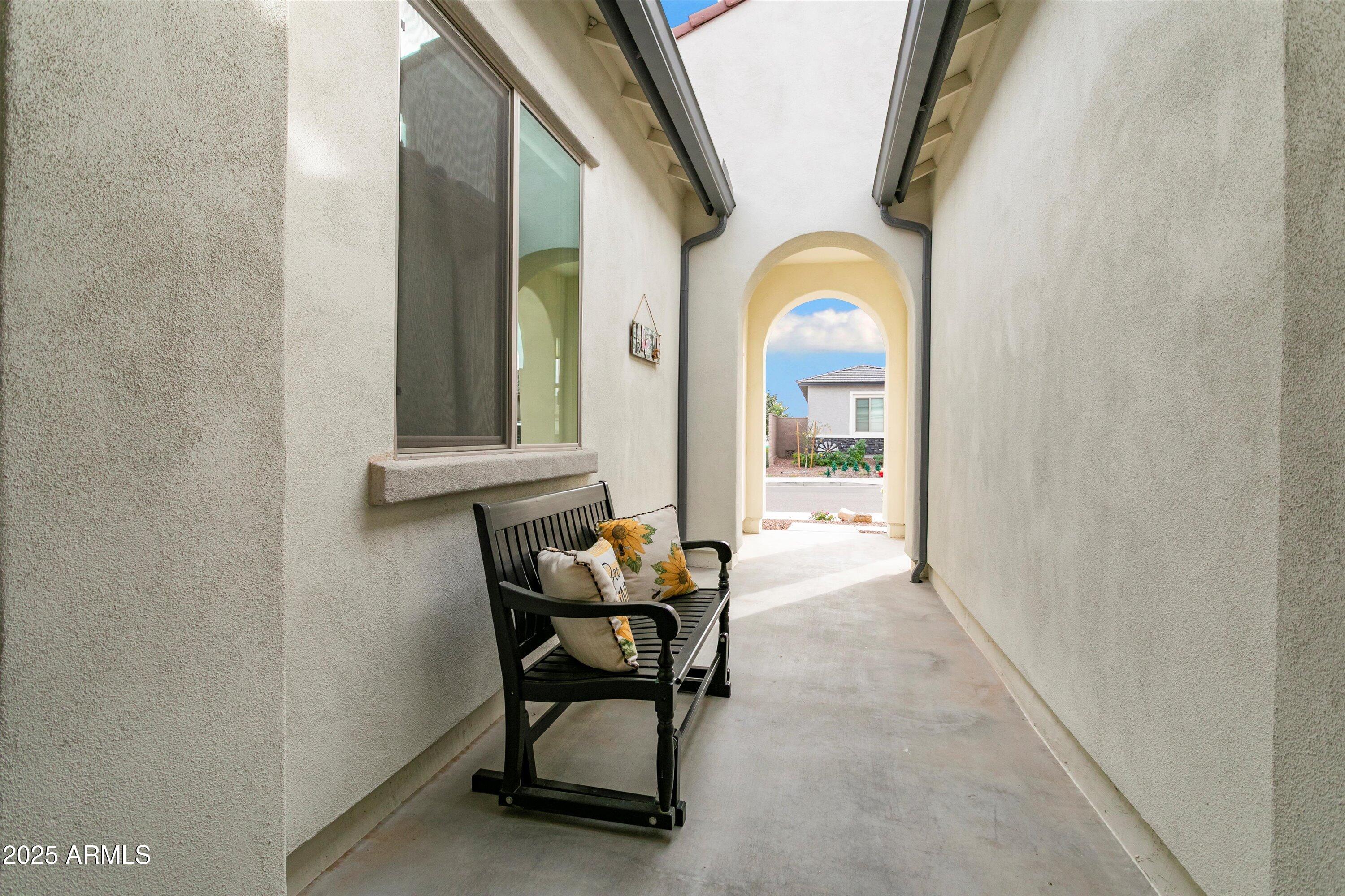 20102 W CAMPBELL Avenue