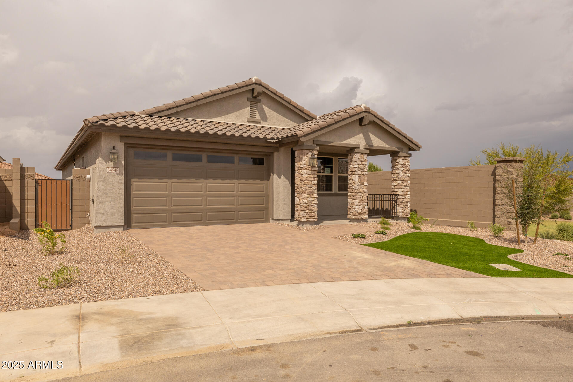 34948 N Hawley Drive