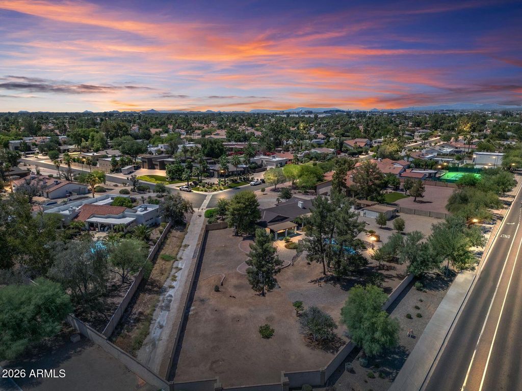 Photo of 12213 N 79th Street, Scottsdale, AZ 85260 (MLS # 7030736)