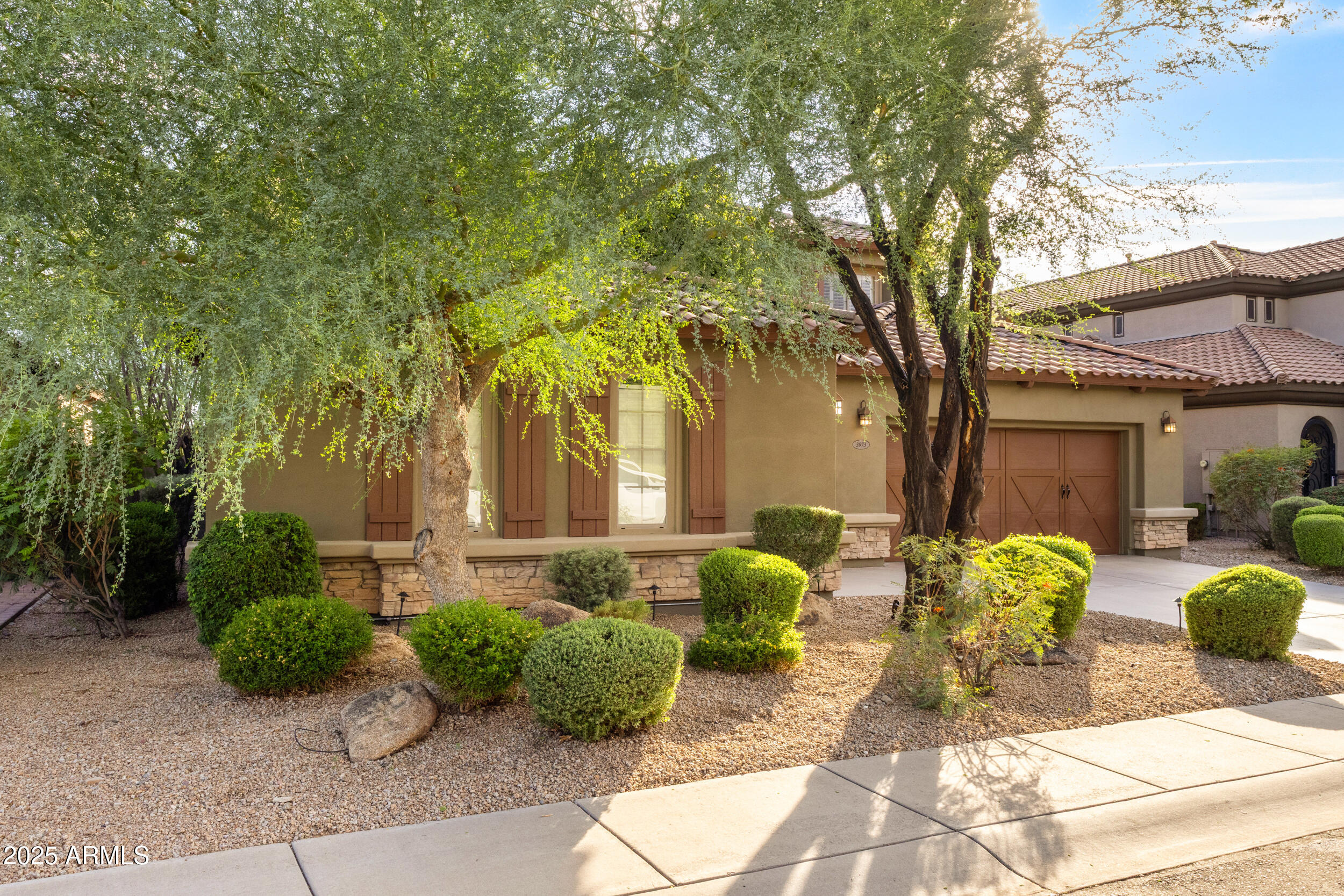 3973 E HASHKNIFE Road