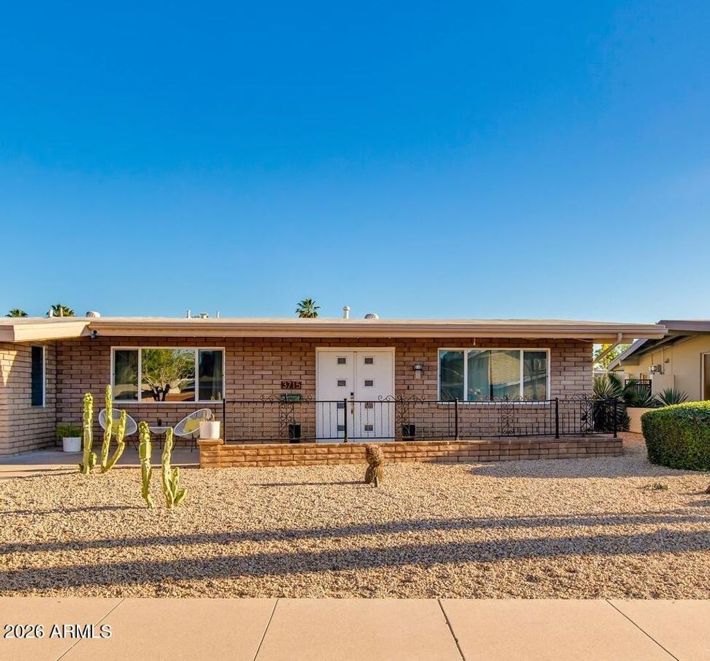 Photo of 3715 E Glenrosa Avenue, Phoenix, AZ 85018 (MLS # 7001519)