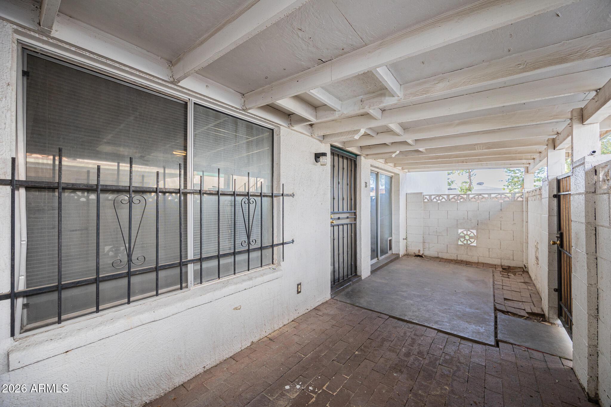 2133 W Turney Avenue B74