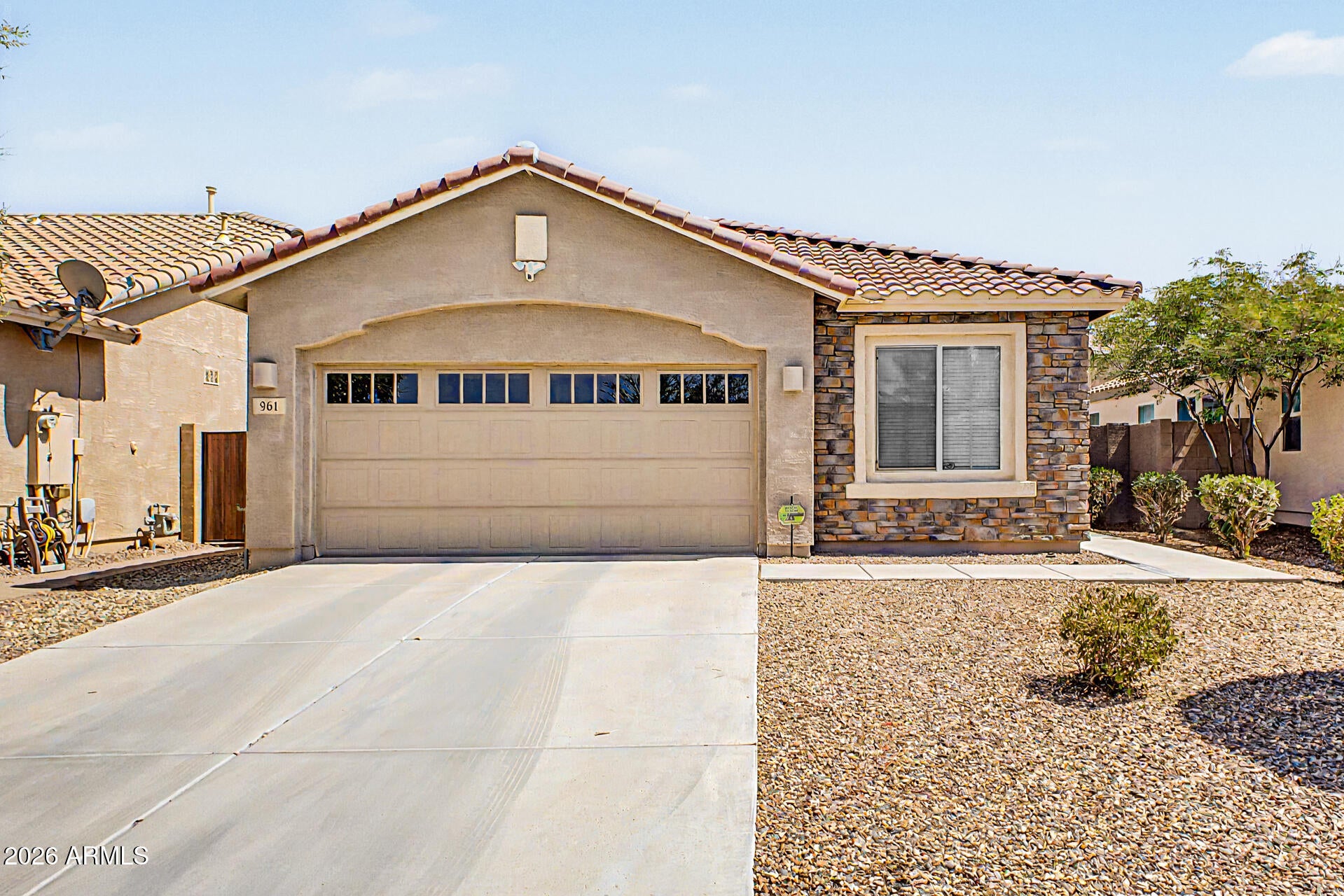 961 W CAPULIN Trail