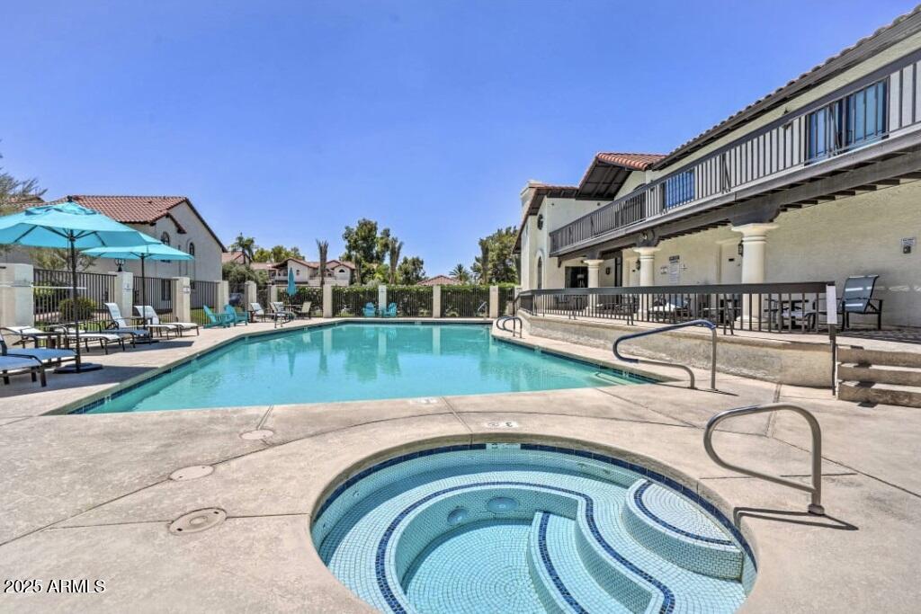 11011 N 92nd Street 2077