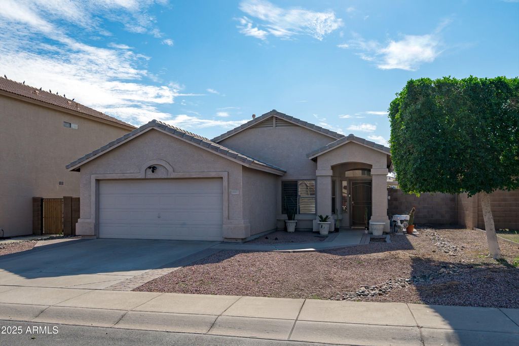 Photo of 12617 W Clarendon Avenue, Avondale, AZ 85392 (MLS # 6947257)