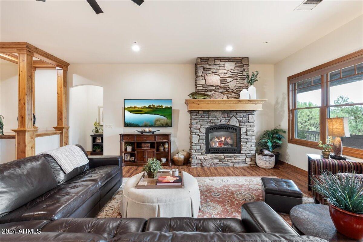 CHAPARRAL PINES PHASE 1 - Residential