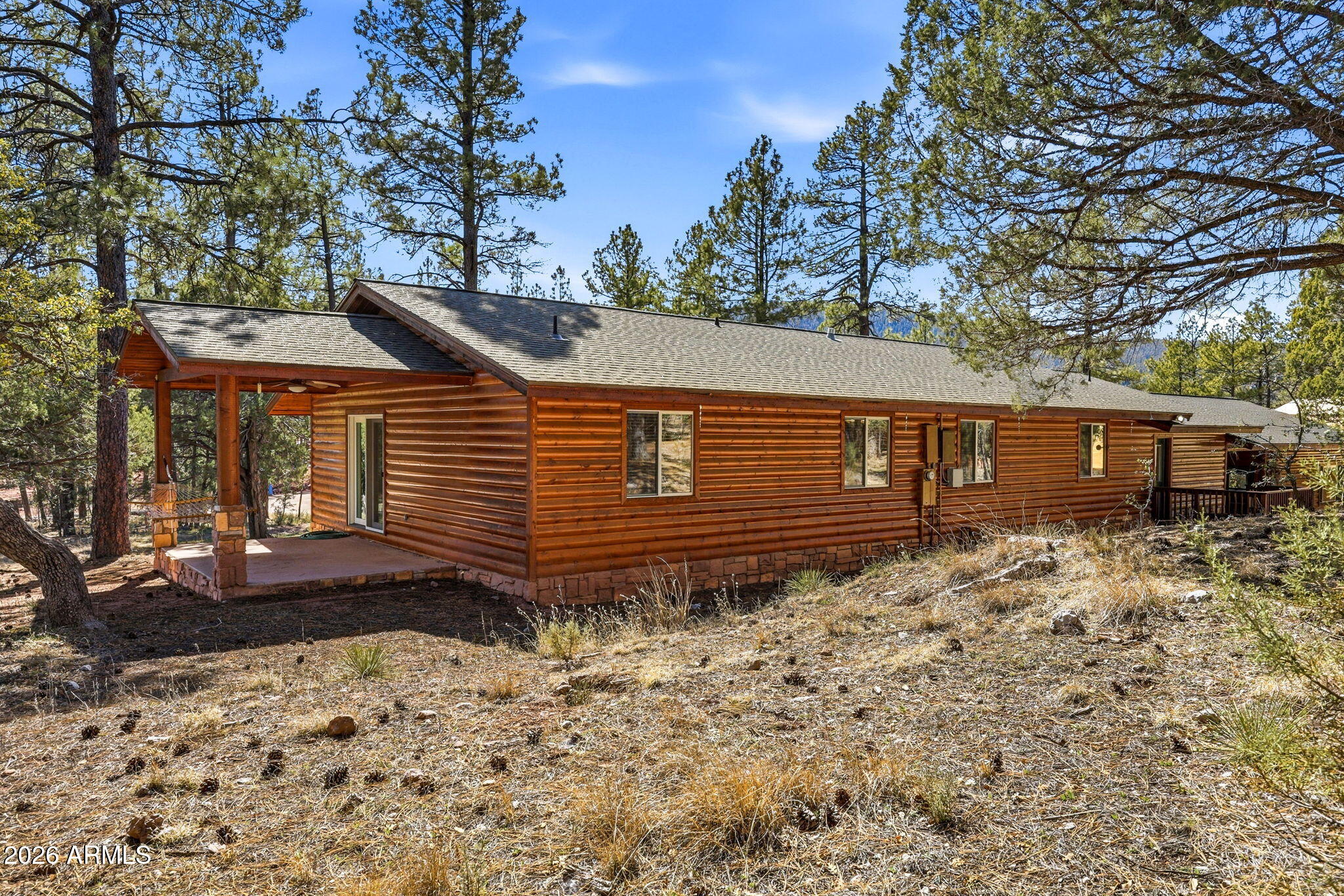 212 W HOMESTEAD Lane