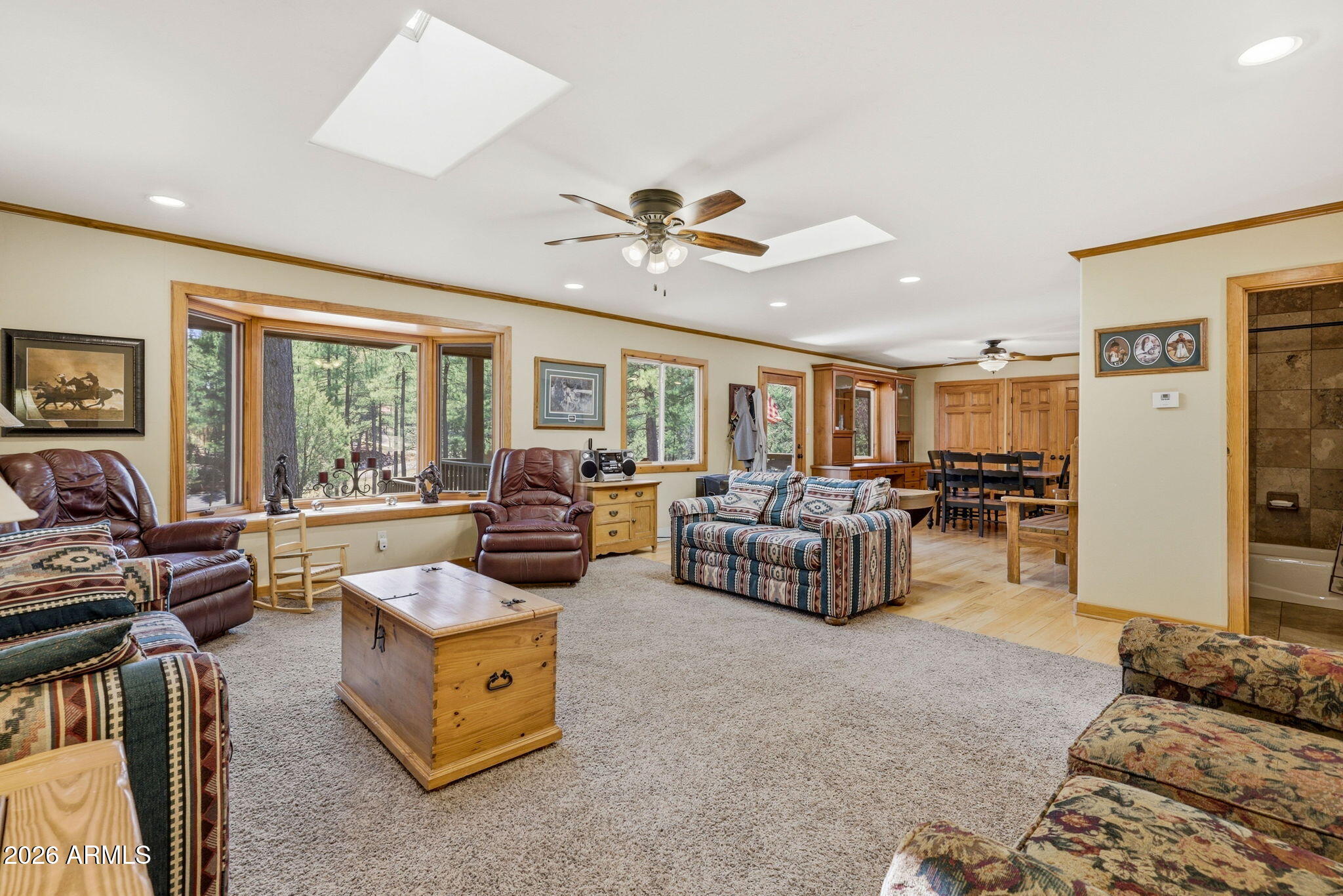 212 W HOMESTEAD Lane